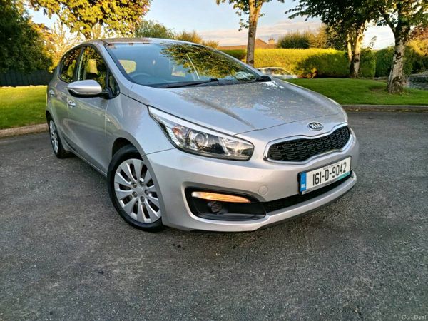 Kia Ceed Hatchback, Diesel, 2016, Silver