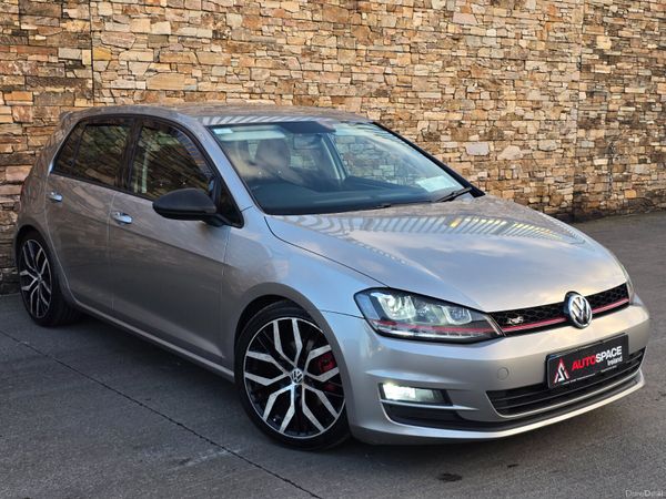 Volkswagen Golf Estate, Diesel, 2016, Silver