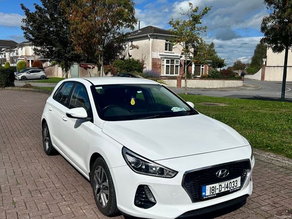 Hyundai i30 Hatchback, Petrol, 2018, White