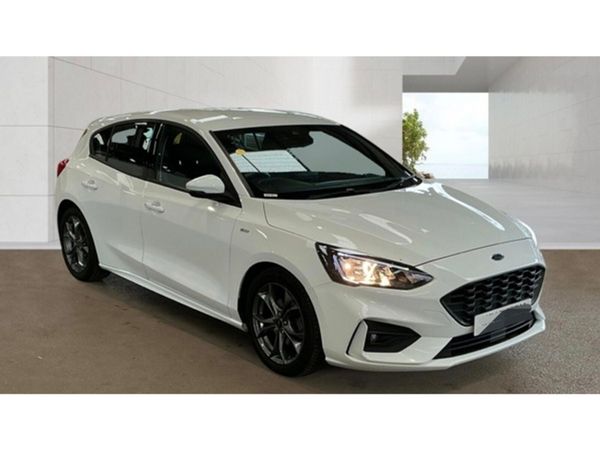 Ford Focus Hatchback, Diesel, 2019, White