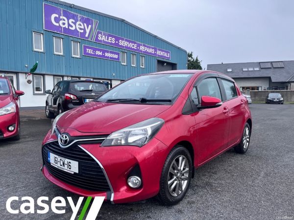 Toyota Yaris Hatchback, Petrol, 2016, Red