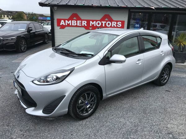 Toyota Aqua Hatchback, Petrol Hybrid, 2021, Silver