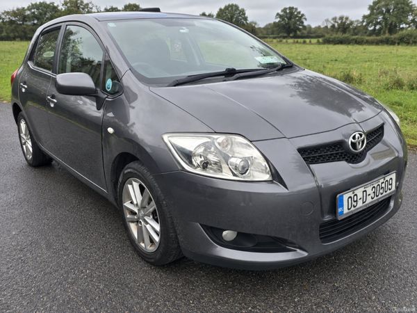 Toyota Auris Hatchback, Petrol, 2009, Grey