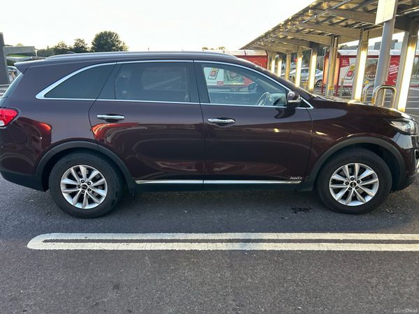 Kia Sorento SUV, Diesel, 2017, Red