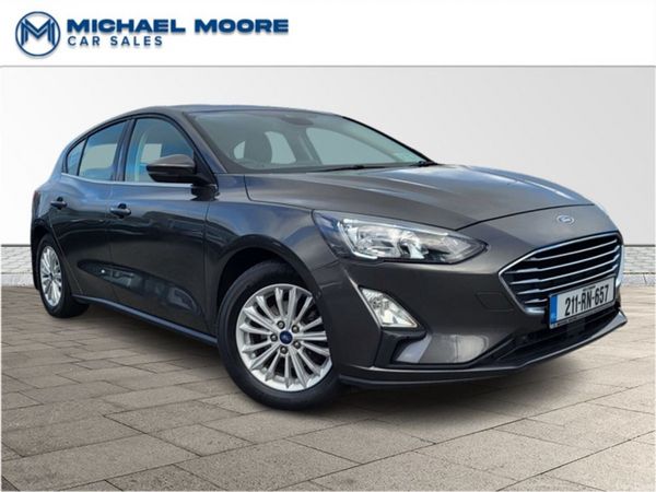 Ford Focus Hatchback, Diesel, 2021, Grey