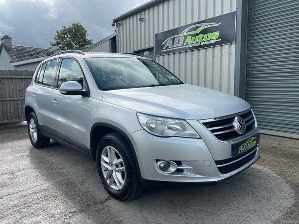 Volkswagen Tiguan SUV, Diesel, 2011, Silver