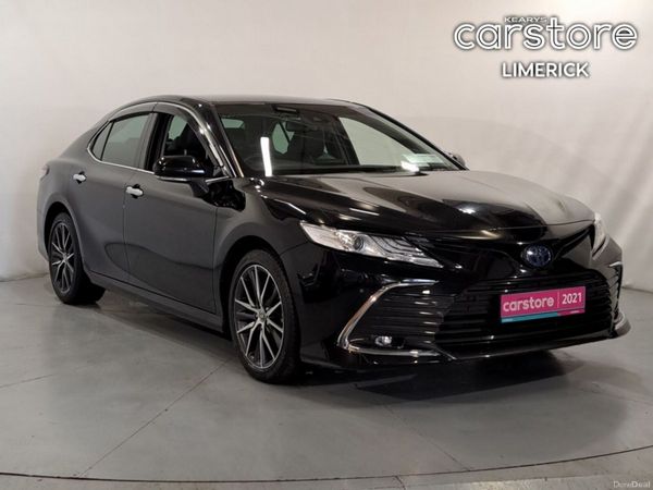 Toyota Camry Saloon, Petrol Hybrid, 2021, Black