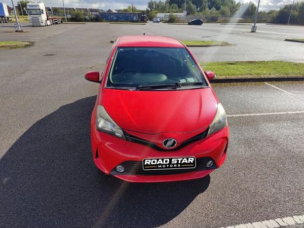 Toyota Vitz Hatchback, Petrol, 2014, Red
