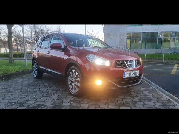 Nissan Qashqai+2 MPV, Diesel, 2011, Red