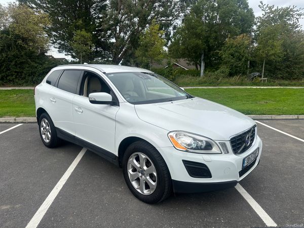 Volvo XC60 SUV, Diesel, 2013, White