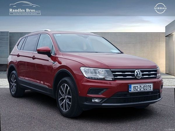 Volkswagen Tiguan SUV, Diesel, 2019, Red
