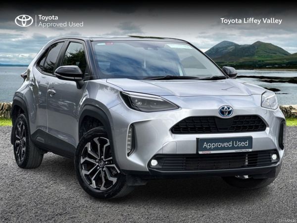 Toyota Yaris Cross Hatchback, Petrol Hybrid, 2023, Grey