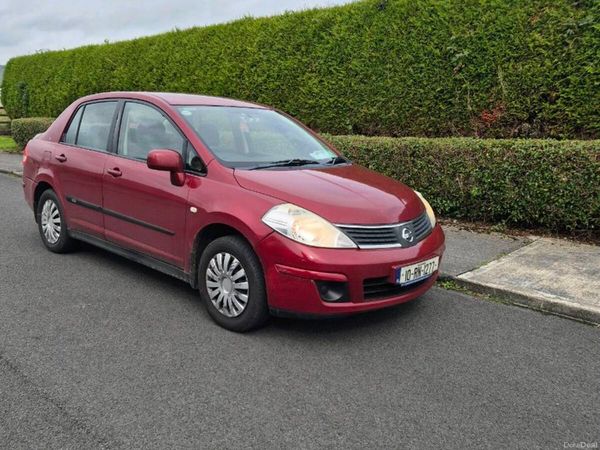 Nissan Tiida Saloon, Petrol, 2010, Red
