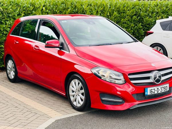 Mercedes-Benz B-Class MPV, Petrol, 2016, Red