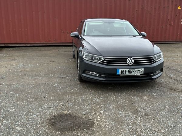 Volkswagen Passat Saloon, Diesel, 2016, Grey
