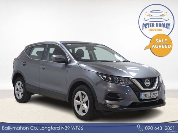 Nissan Qashqai Hatchback, Diesel, 2019, Grey