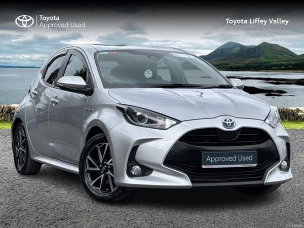 Toyota Yaris Hatchback, Petrol Hybrid, 2021, Silver