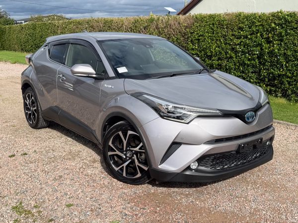 Toyota C-HR SUV, Petrol Hybrid, 2019, Silver