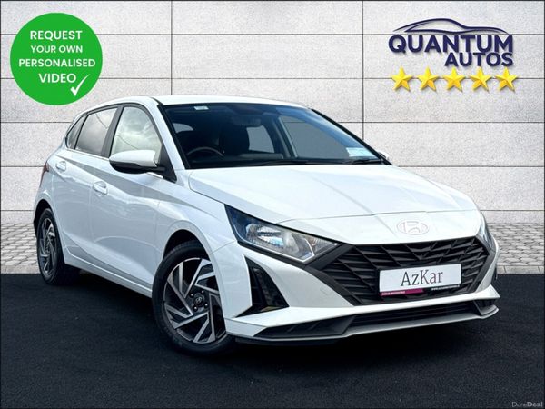 Hyundai i20 Hatchback, Petrol, 2025, White