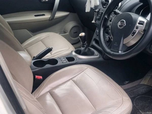 Nissan Qashqai+2 Hatchback, Diesel, 2013, White