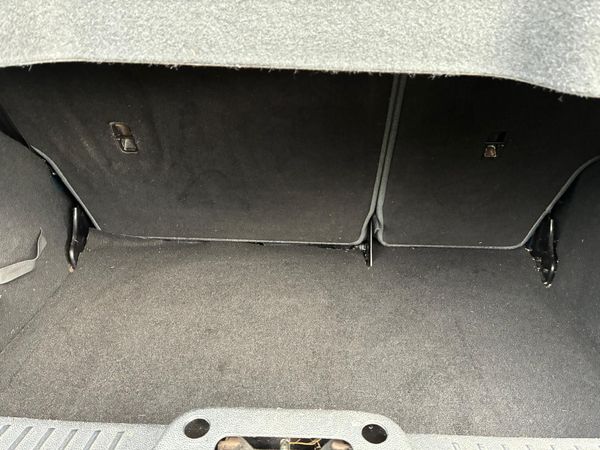 Ford Fiesta Hatchback, Petrol, 2012, Grey