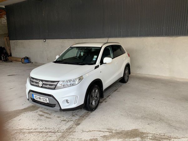Suzuki Vitara SUV, Diesel, 2015, White