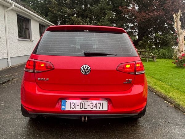 Volkswagen Golf Hatchback, Petrol, 2013, Red