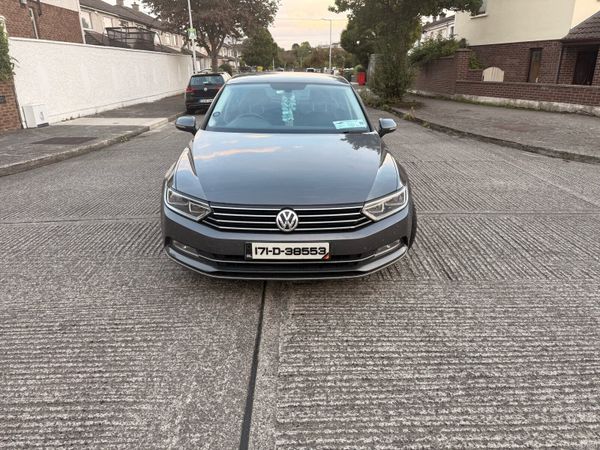 Volkswagen Passat Saloon, Diesel, 2017, Grey