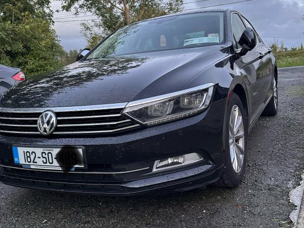 Volkswagen Passat Saloon, Diesel, 2018, Black