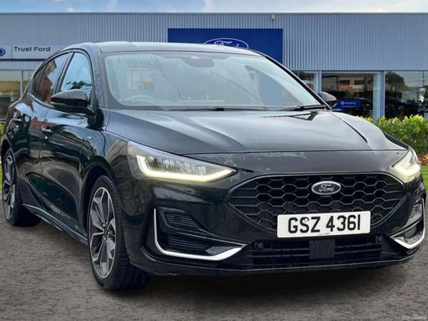 Ford Focus Hatchback, Diesel, 2022, Black