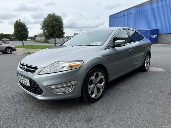 Ford Mondeo Hatchback, Diesel, 2013, Silver