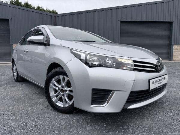 Toyota Corolla Saloon, Diesel, 2016, Silver