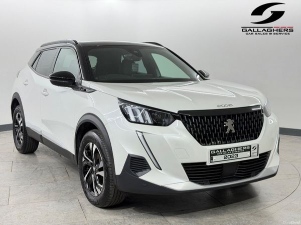 Peugeot 2008 Hatchback, Petrol, 2023, White