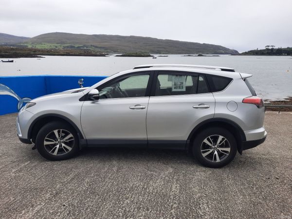 Toyota RAV4 SUV, Diesel, 2016, Silver
