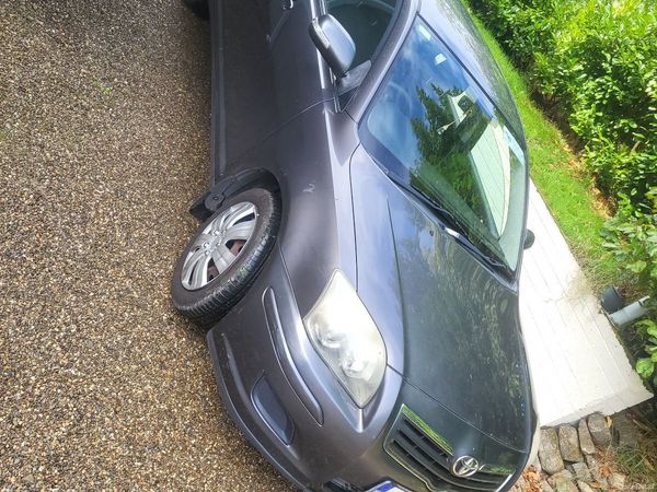 Toyota Avensis Saloon, Petrol, 2008, Grey