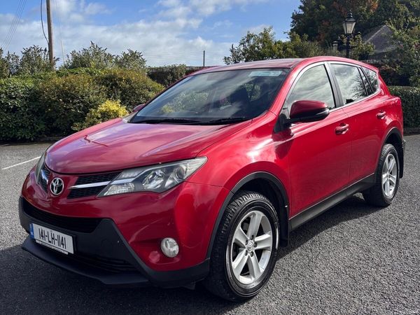 Toyota RAV4 SUV, Diesel, 2014, Red