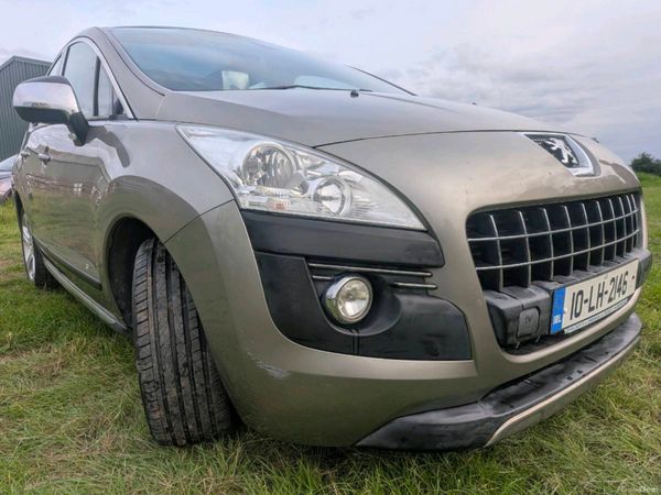 Peugeot 3008 MPV, Diesel, 2010, Grey