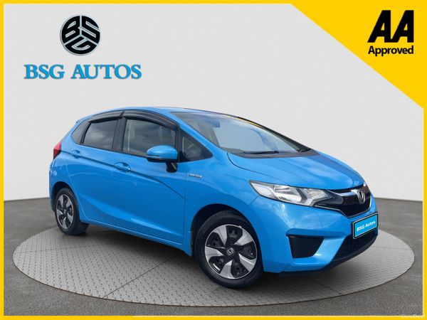 Honda Fit Hatchback, Petrol Hybrid, 2015, Blue
