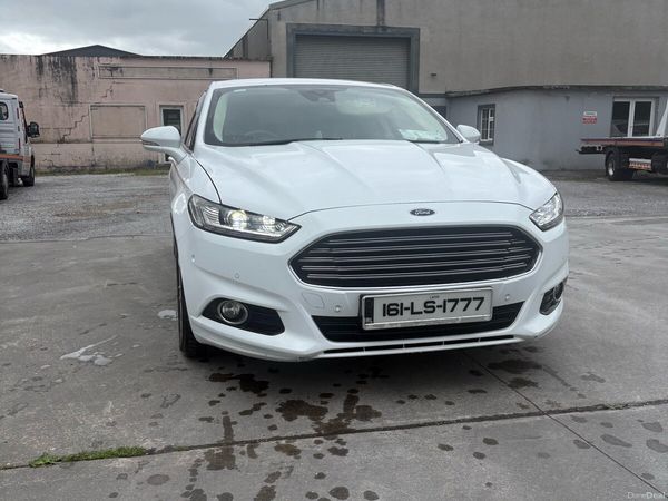 Ford Mondeo Hatchback, Diesel, 2016, White