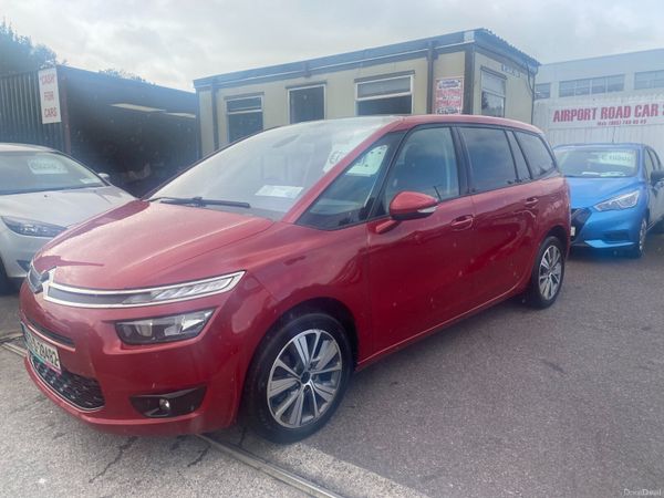Citroen C4 Hatchback, Diesel, 2015, Red