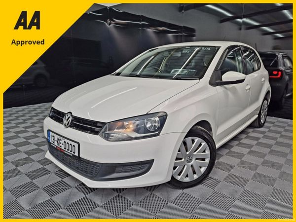 Volkswagen Polo Hatchback, Petrol, 2013, White