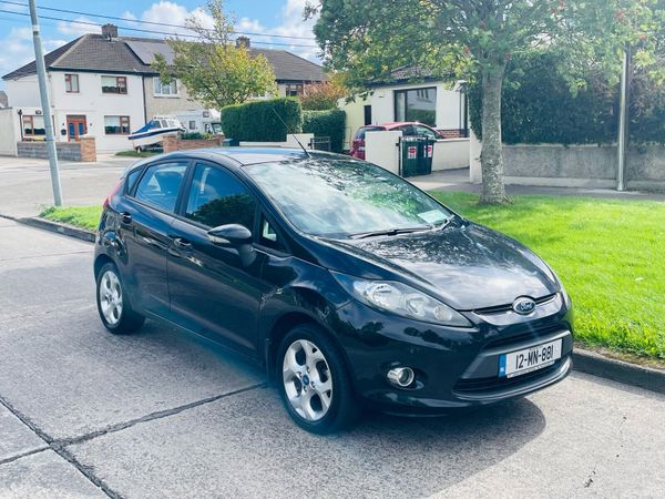Ford Fiesta Hatchback, Diesel, 2012, Black