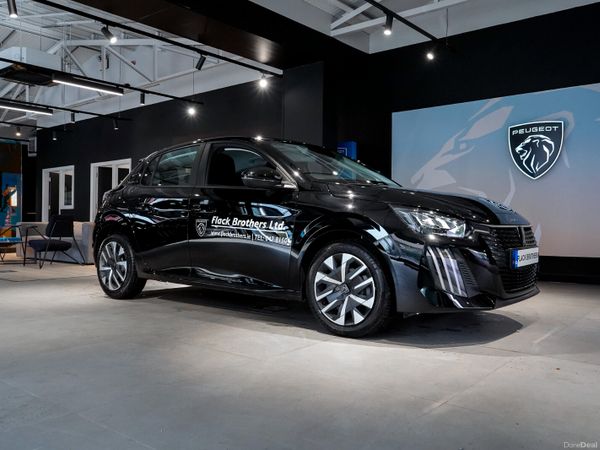 Peugeot 208 Hatchback, Petrol, 2026, Black