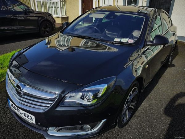 Opel Insignia Hatchback, Diesel, 2014, Black