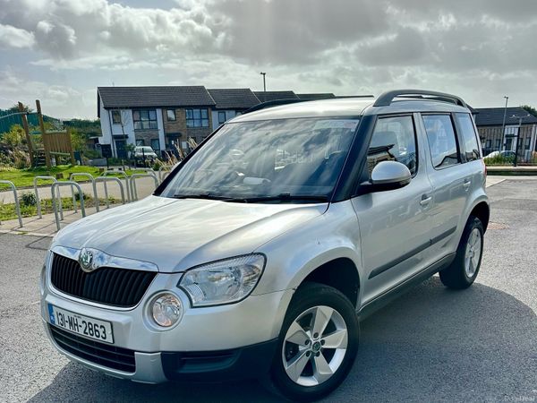 Skoda Yeti SUV, Diesel, 2013, Silver
