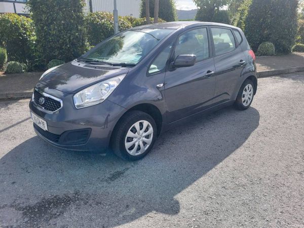 Kia Venga MPV, Petrol, 2014, Silver