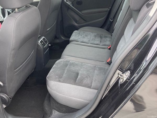 Volkswagen Golf Hatchback, Diesel, 2010, Black