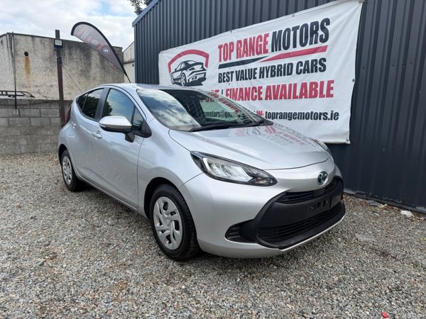 Toyota Aqua Hatchback, Petrol Hybrid, 2022, Silver