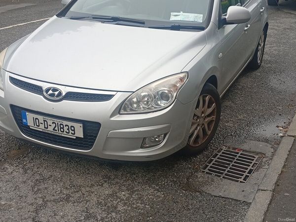 Hyundai i30 Hatchback, Petrol, 2010, Silver