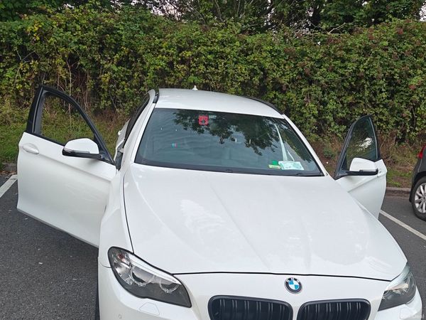 BMW 5-Series Estate, Diesel, 2017, White